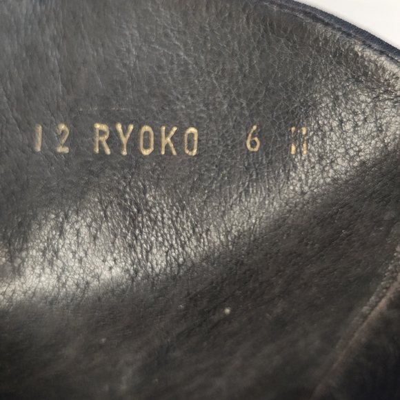 DONALD J PLINER BOOTS - RYOKO - Reflective - Sz 6 RETAILS $310 - Made Italy - Picture 8 of 8